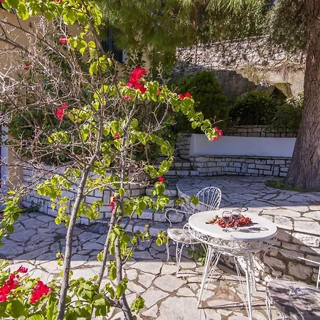 Villa Angela By *